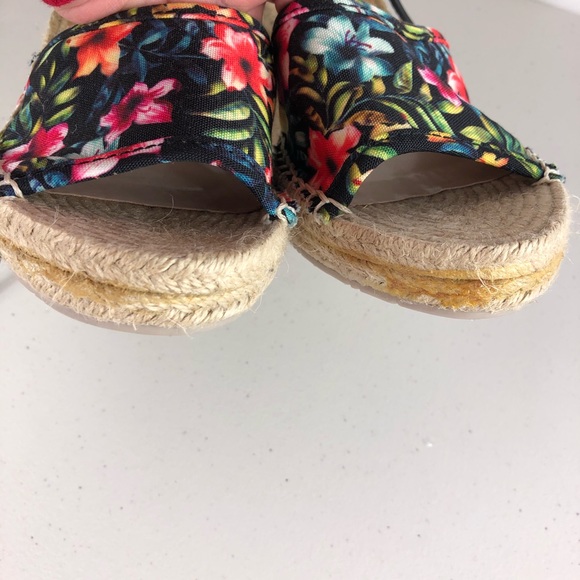 Dolce Vita Wedge Sandals Size 9M - Picture 4 of 8